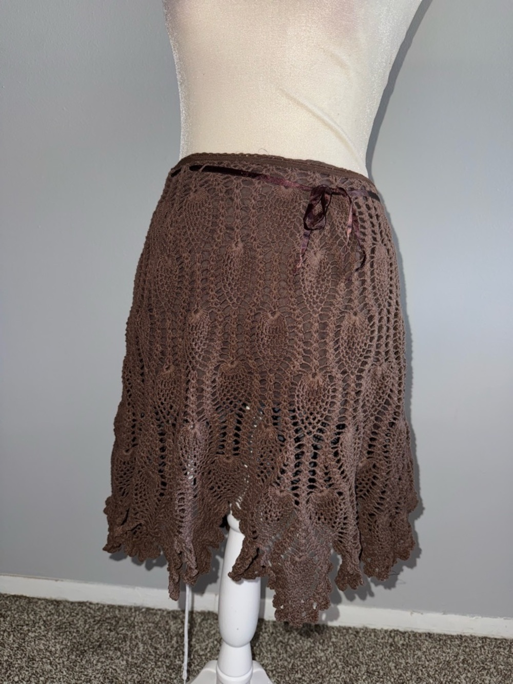 Raviya Surf Brown Crochet Lace A-Line Skirt with Ribbon Waist